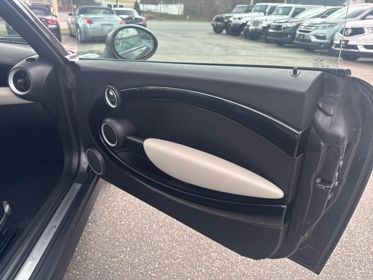 MINI Cooper Convertible  2014