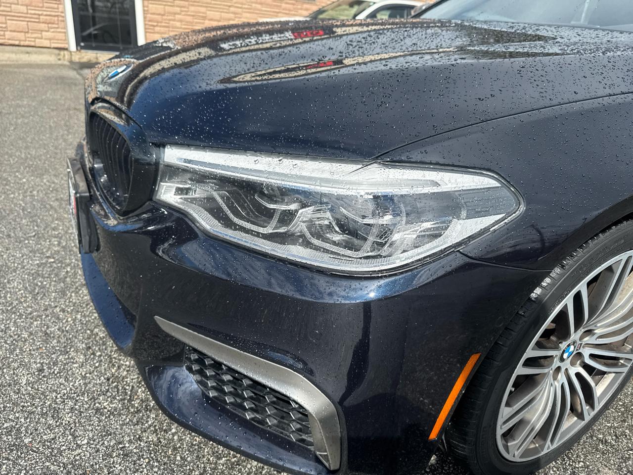 BMW 5 Series  2018