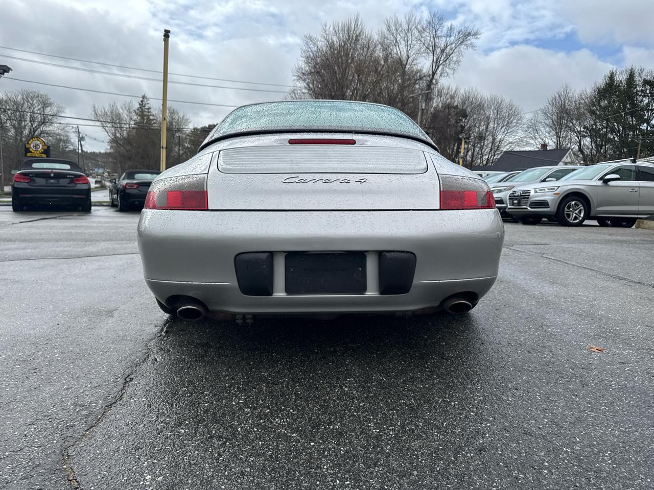 Porsche 911 Carrera  2001