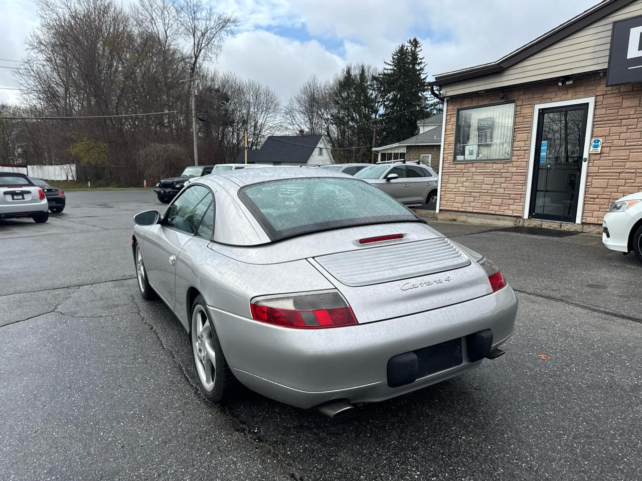 Porsche 911 Carrera  2001