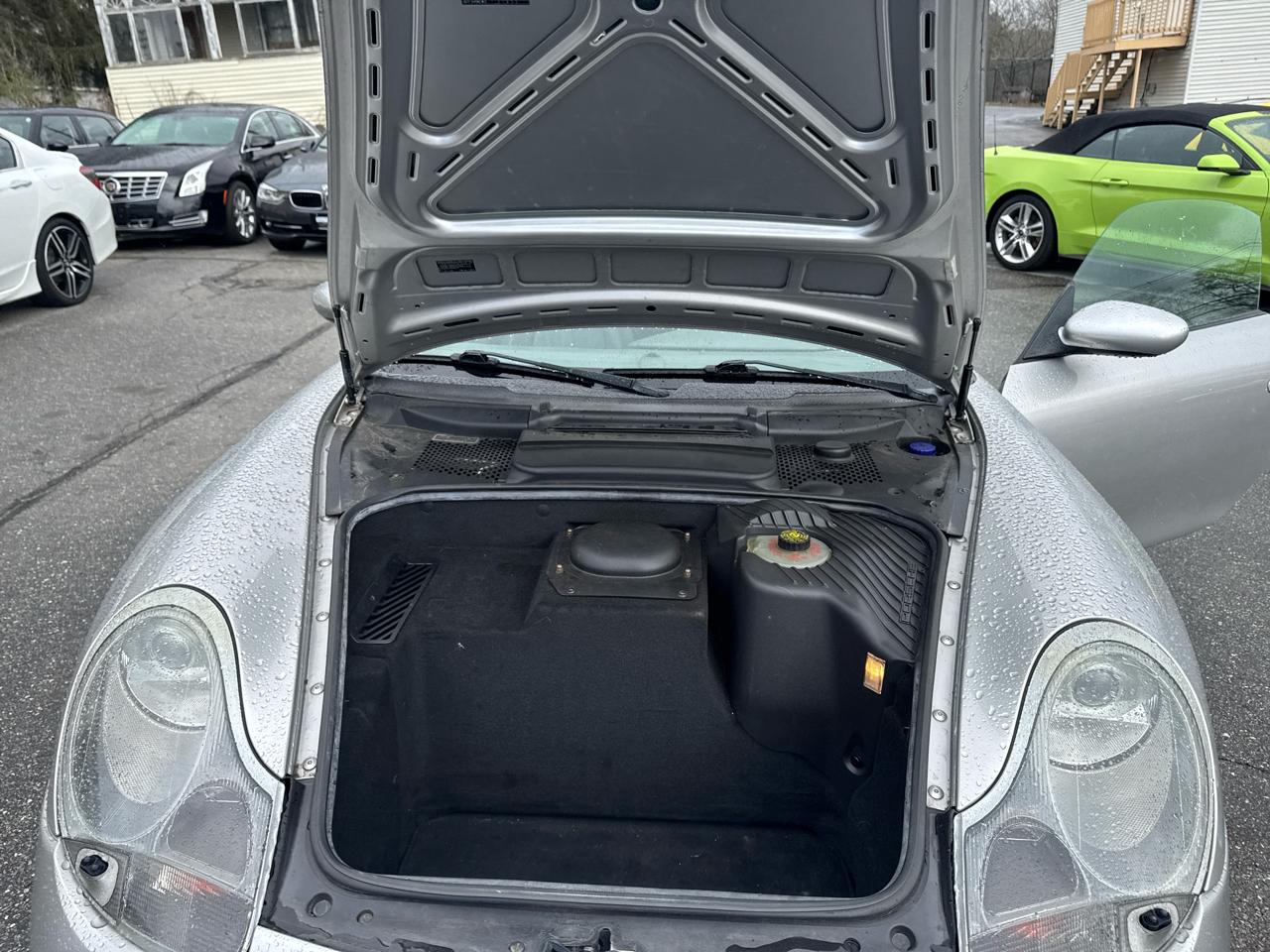 Porsche 911 Carrera  2001