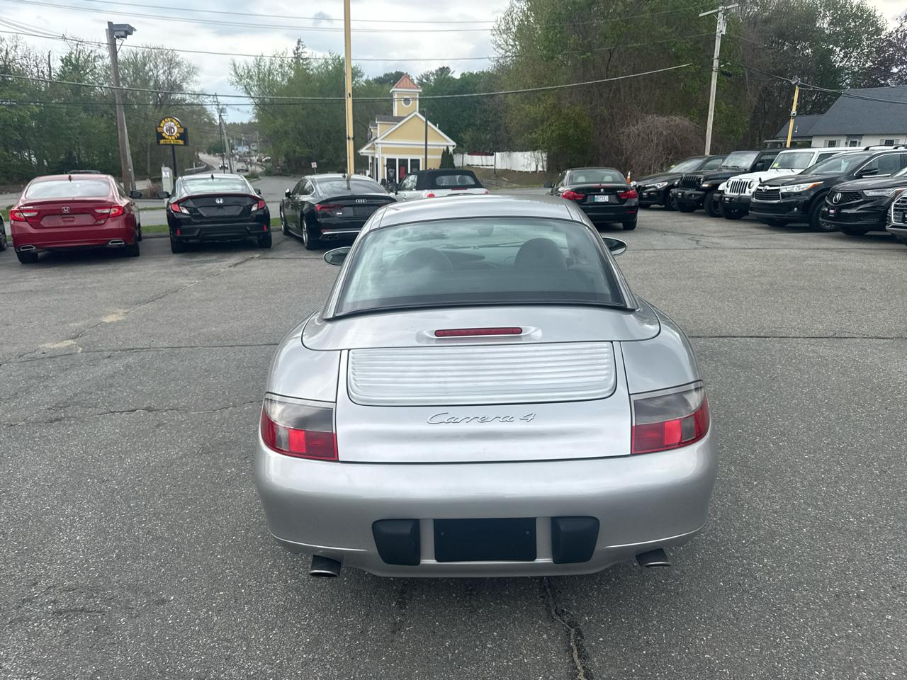Porsche 911 Carrera  2001