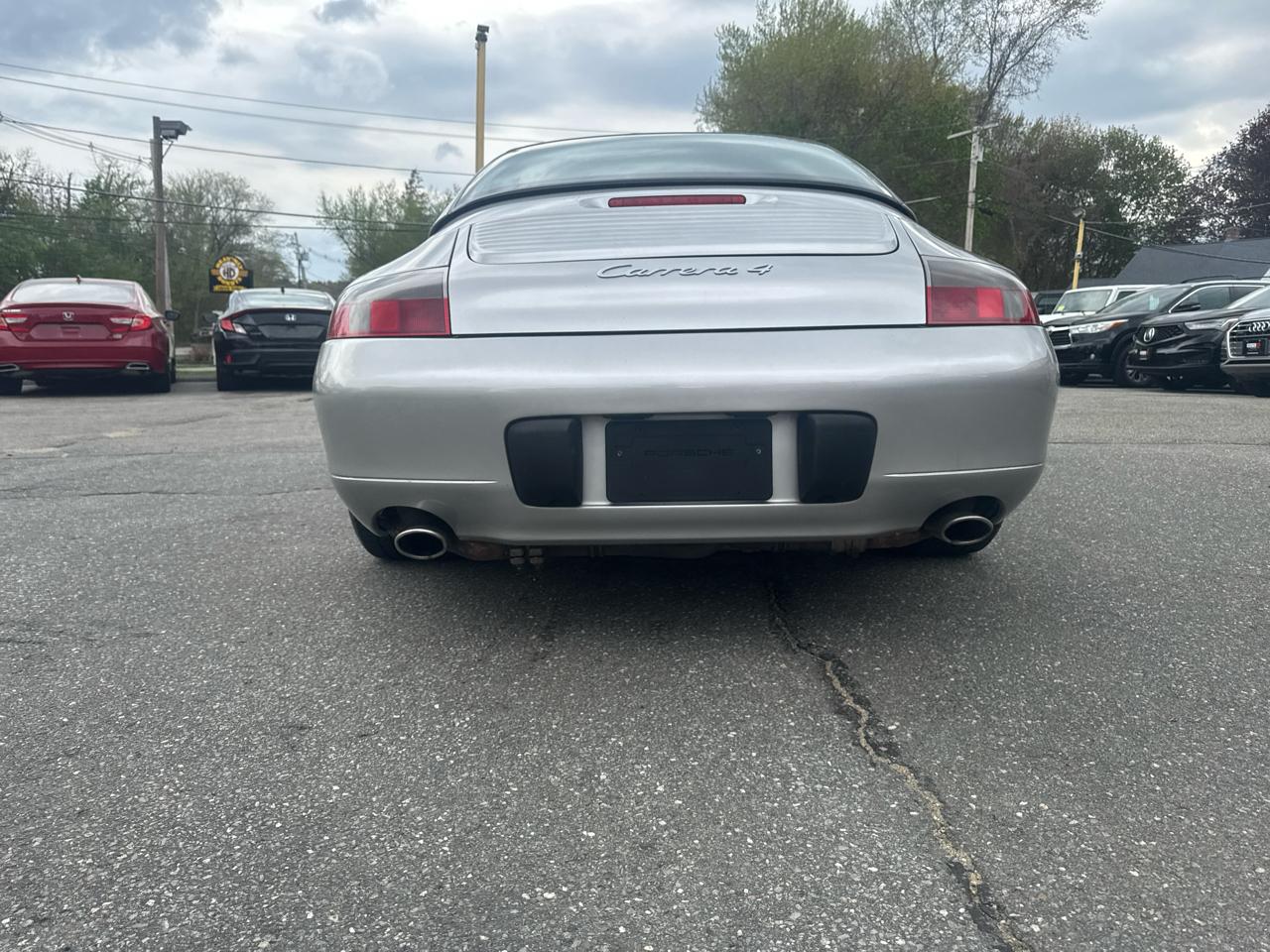 Porsche 911 Carrera  2001