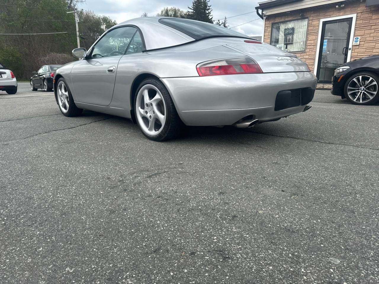 Porsche 911 Carrera  2001