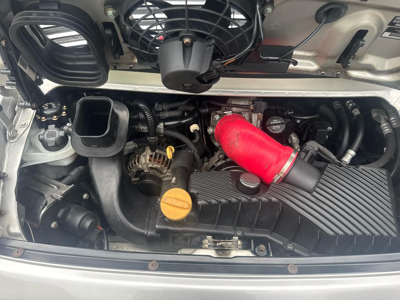 Porsche 911 Carrera  2001