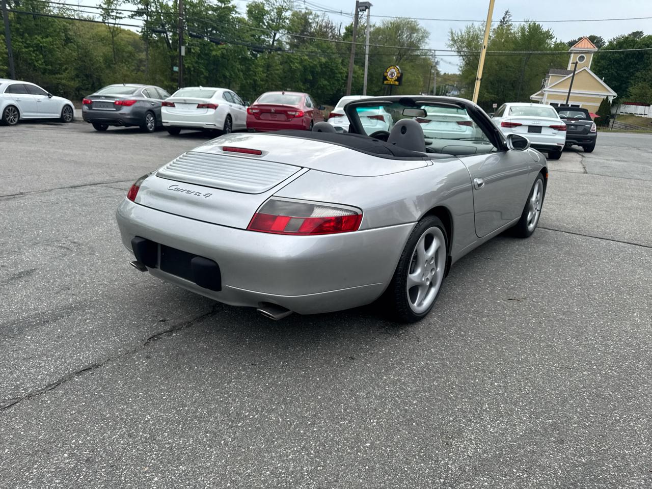 Porsche 911 Carrera  2001