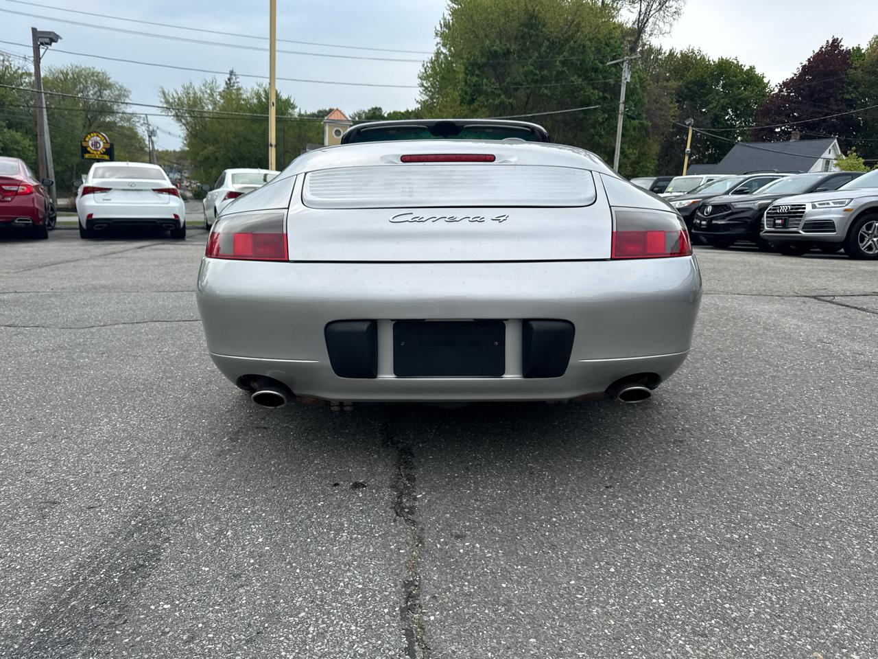Porsche 911 Carrera  2001