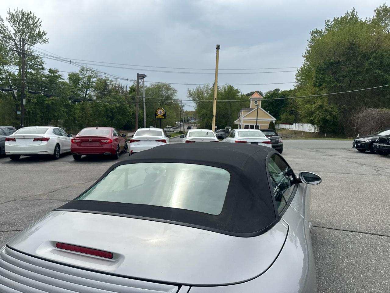 Porsche 911 Carrera  2001