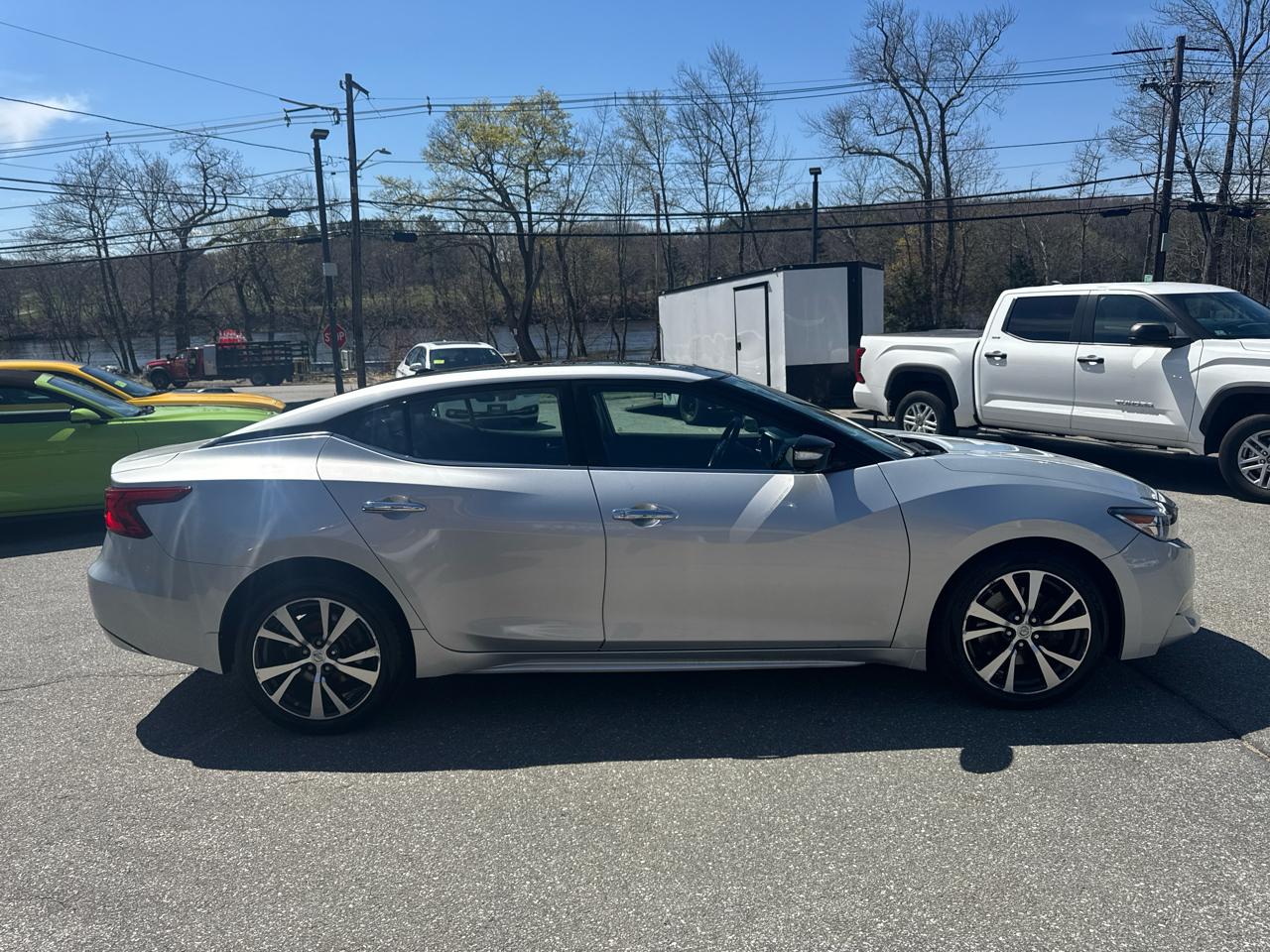 Nissan Maxima  2016