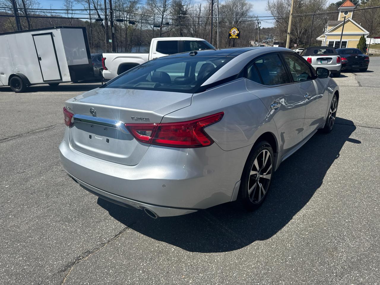 Nissan Maxima  2016