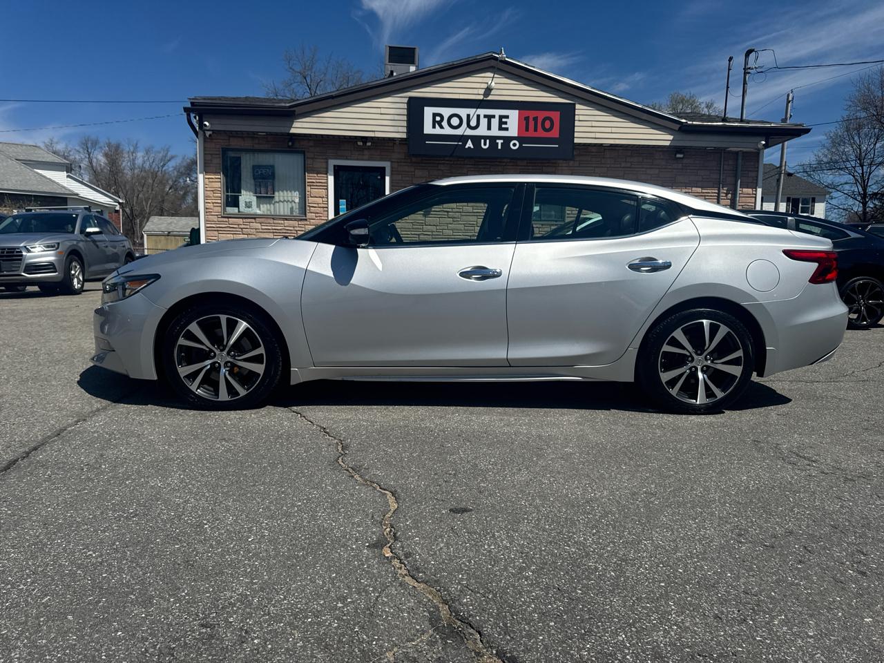 Nissan Maxima  2016