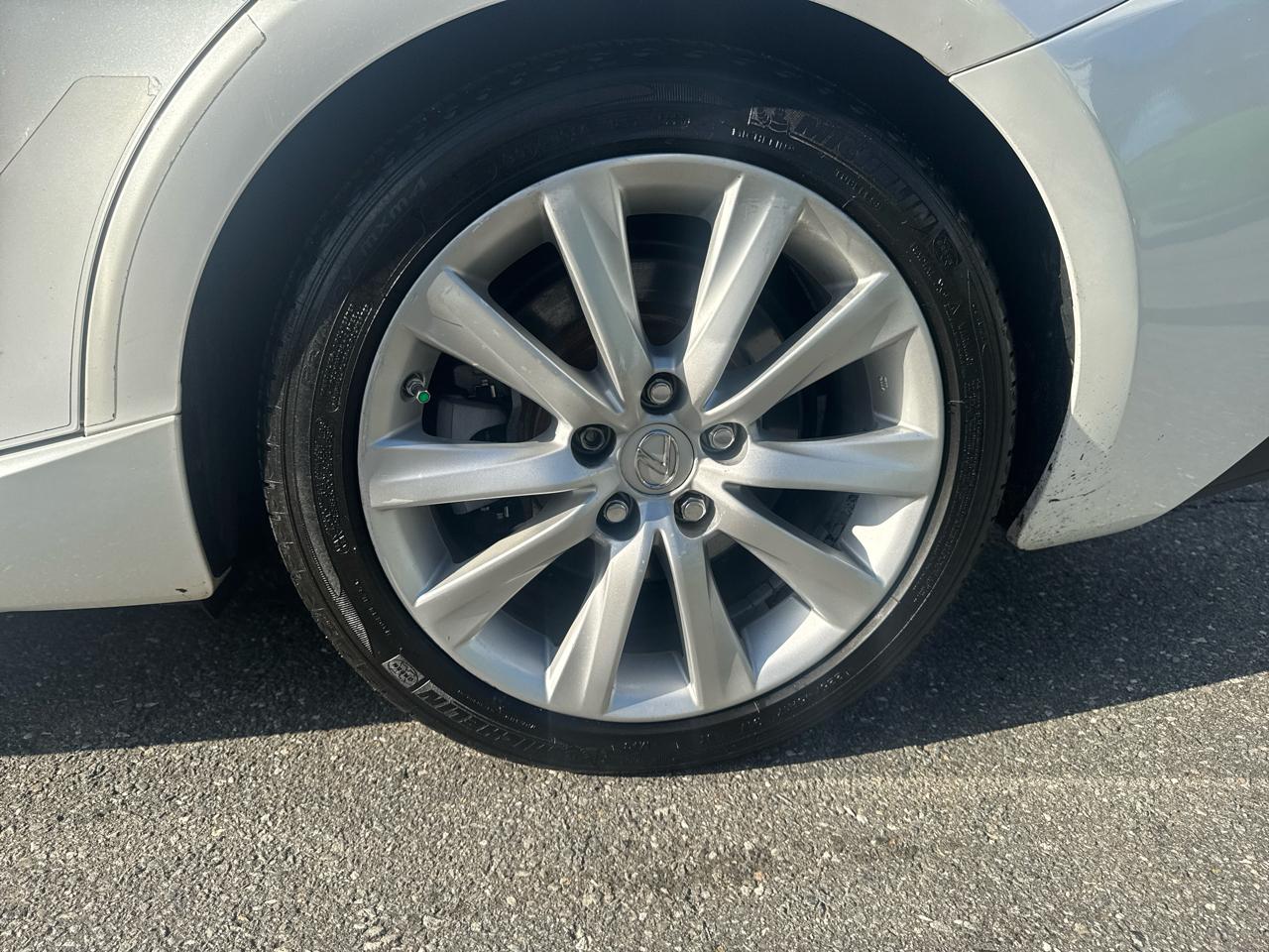 Lexus IS 300 4D Sedan AWD 2016