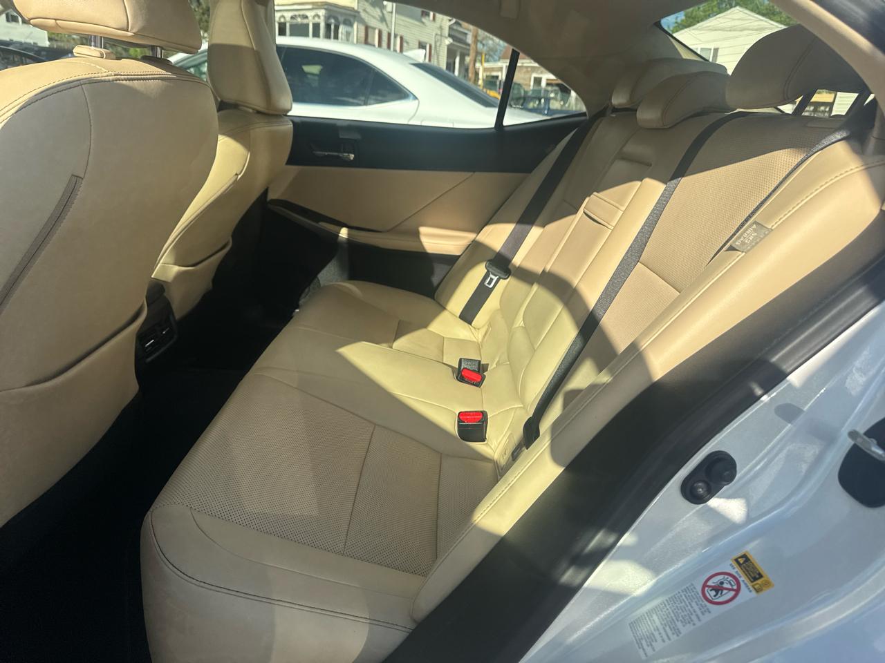 Lexus IS 300 4D Sedan AWD 2016