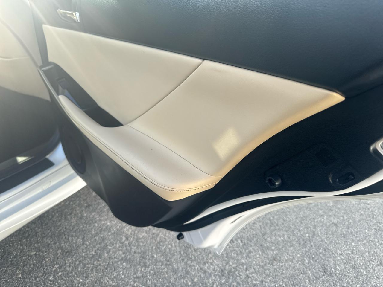 Lexus IS 300 4D Sedan AWD 2016