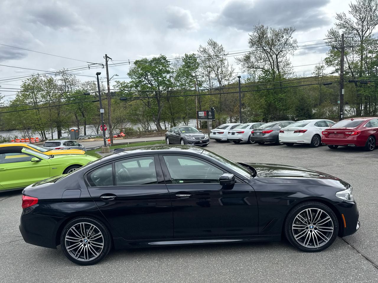 BMW 5 Series  2017