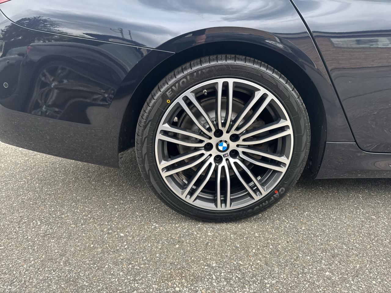 BMW 5 Series  2017