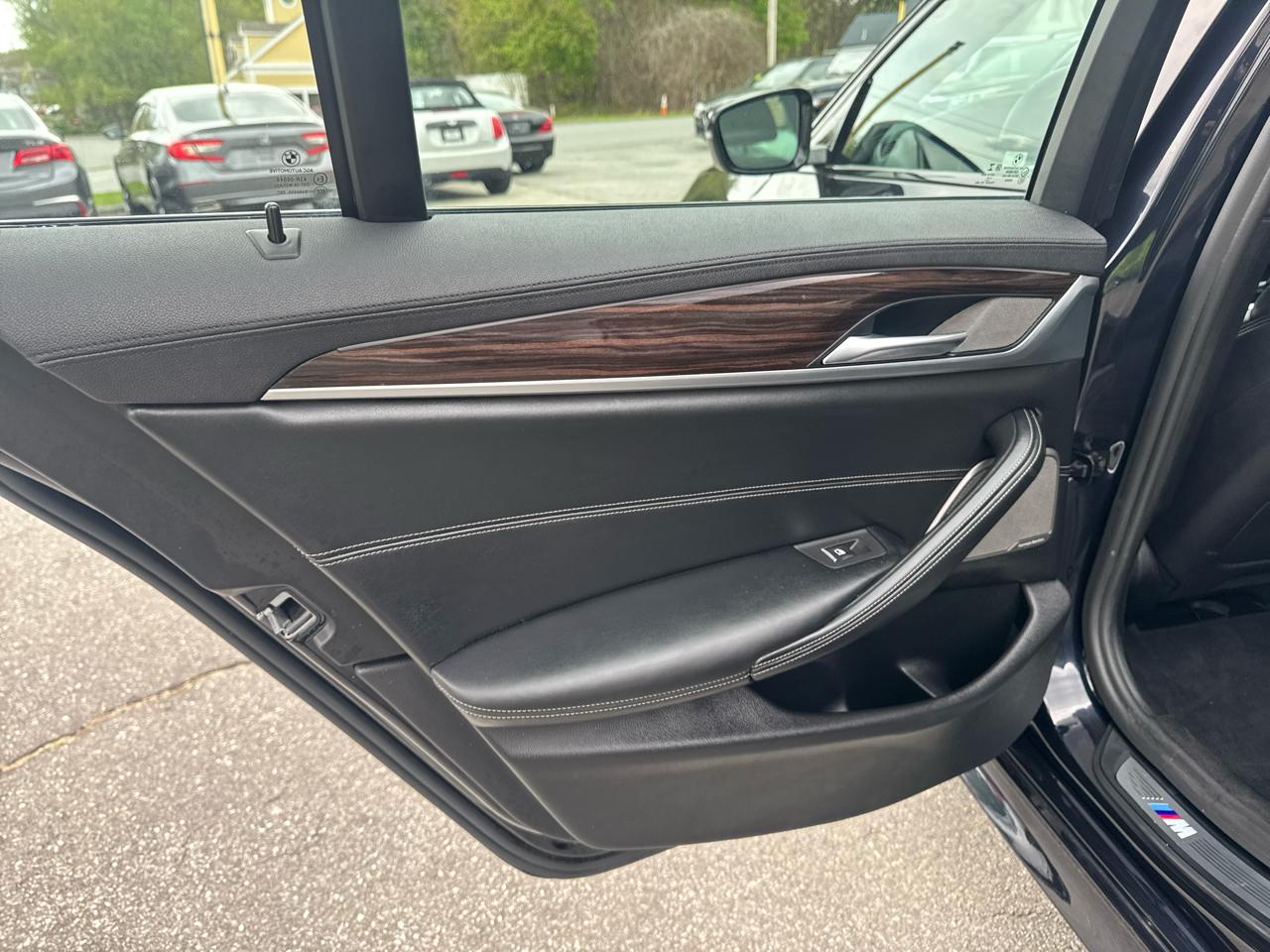 BMW 5 Series  2017