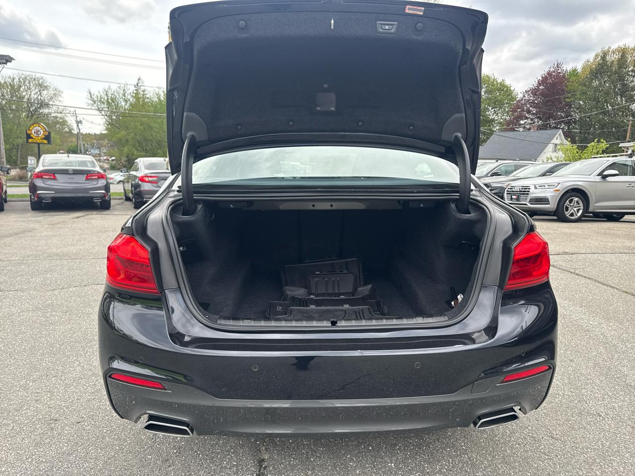 BMW 5 Series  2017