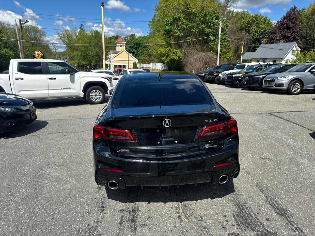 Acura TLX  2020