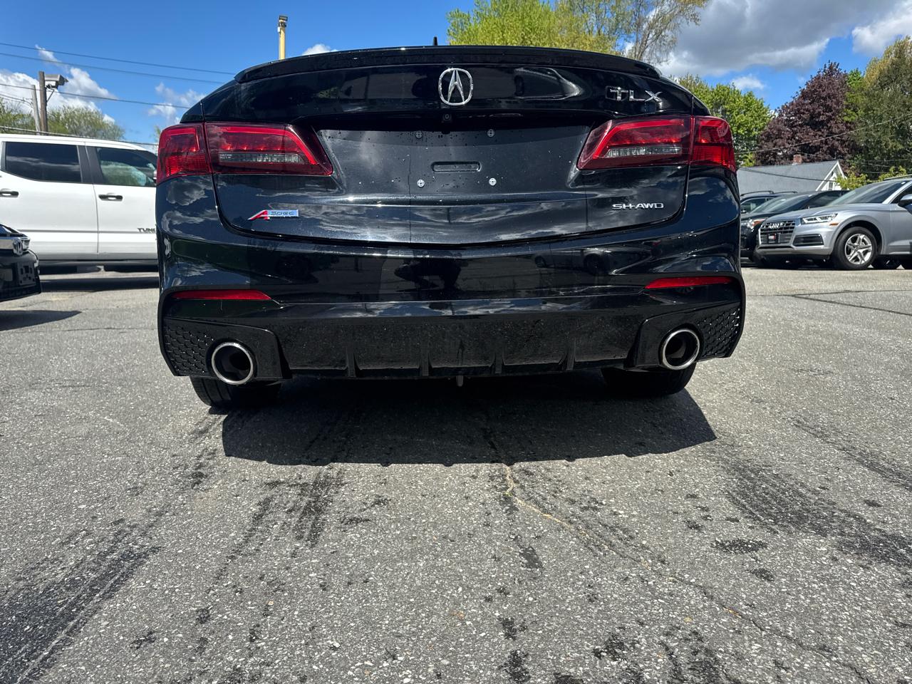 Acura TLX  2020