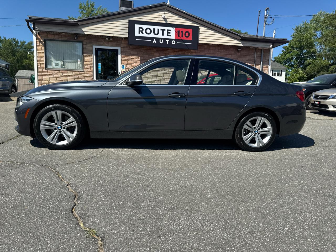 BMW 3 Series 330i xDrive Sedan 2017