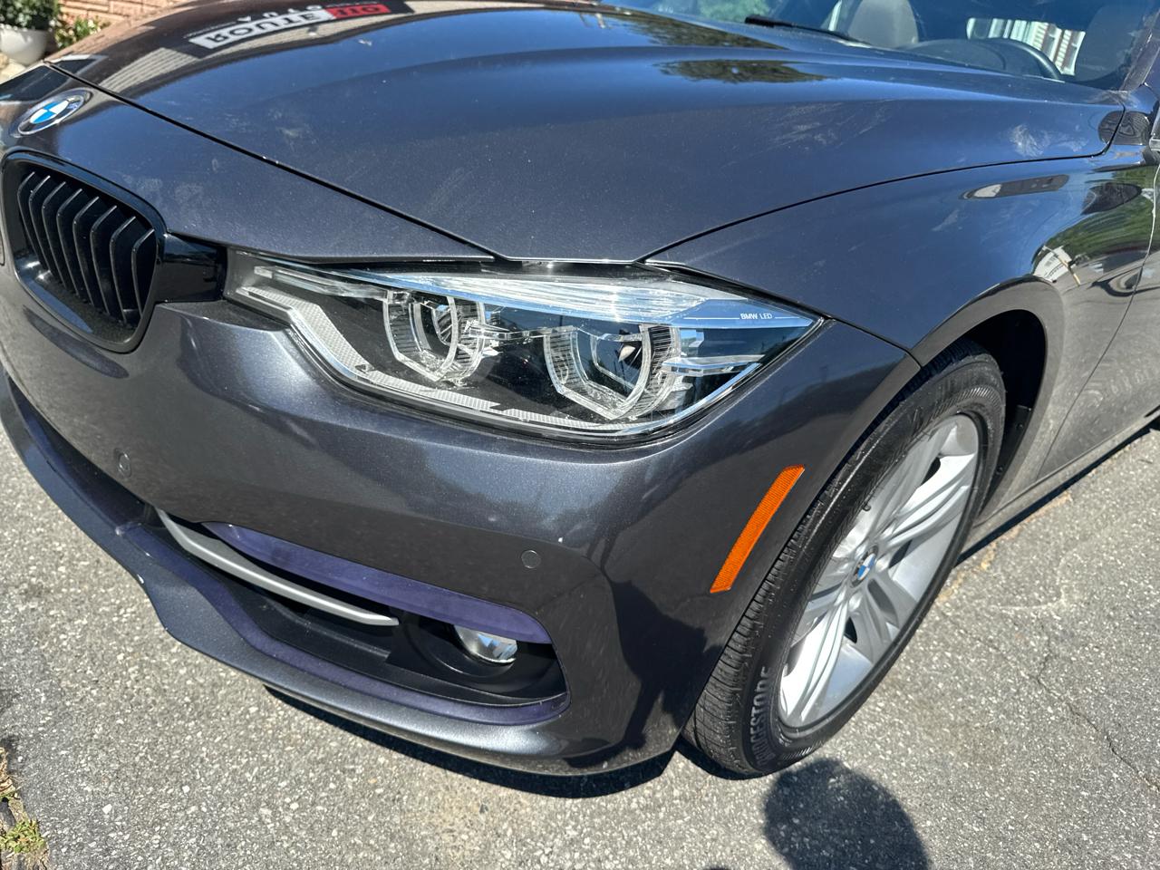 BMW 3 Series 330i xDrive Sedan 2017