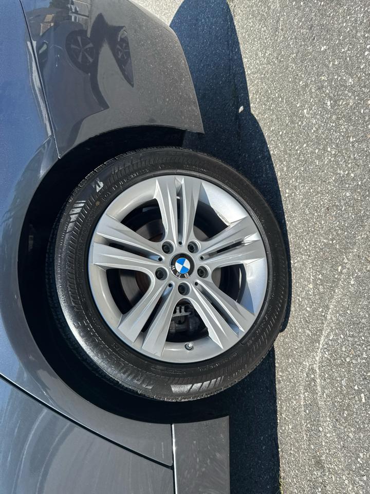 BMW 3 Series 330i xDrive Sedan 2017