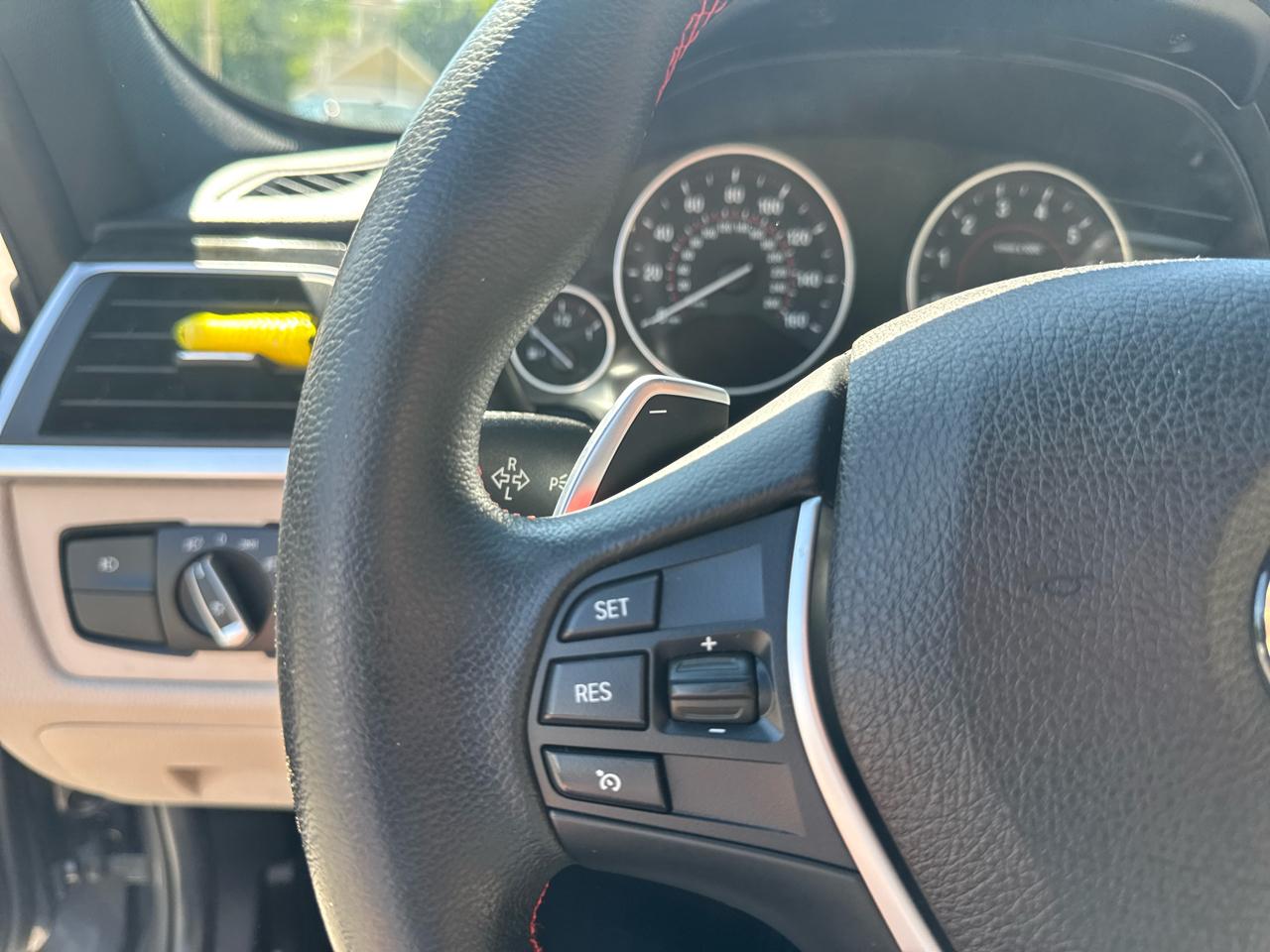 BMW 3 Series 330i xDrive Sedan 2017