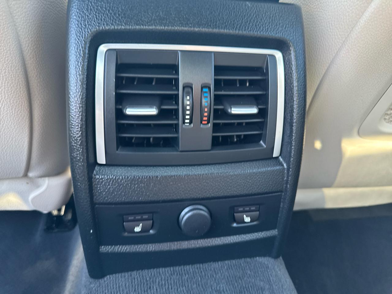BMW 3 Series 330i xDrive Sedan 2017