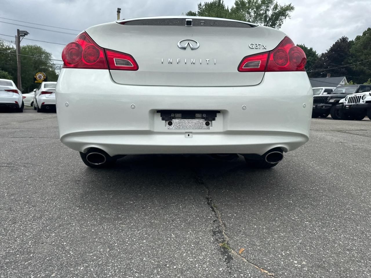 Infiniti G37 Sedan  2013