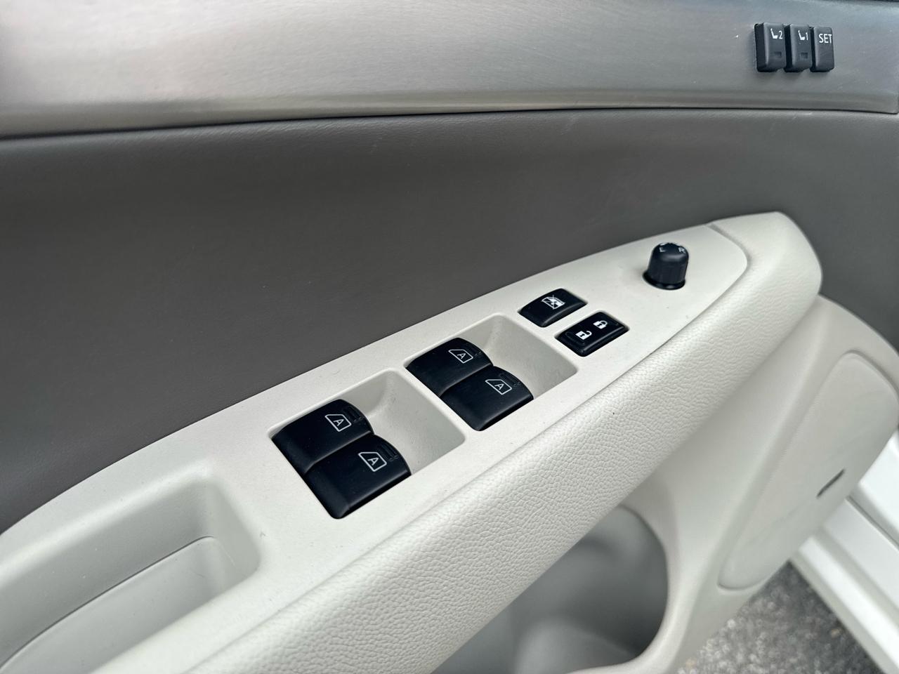 Infiniti G37 Sedan  2013