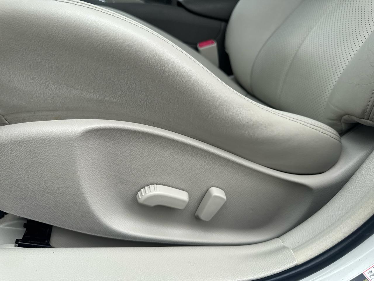 Infiniti G37 Sedan  2013