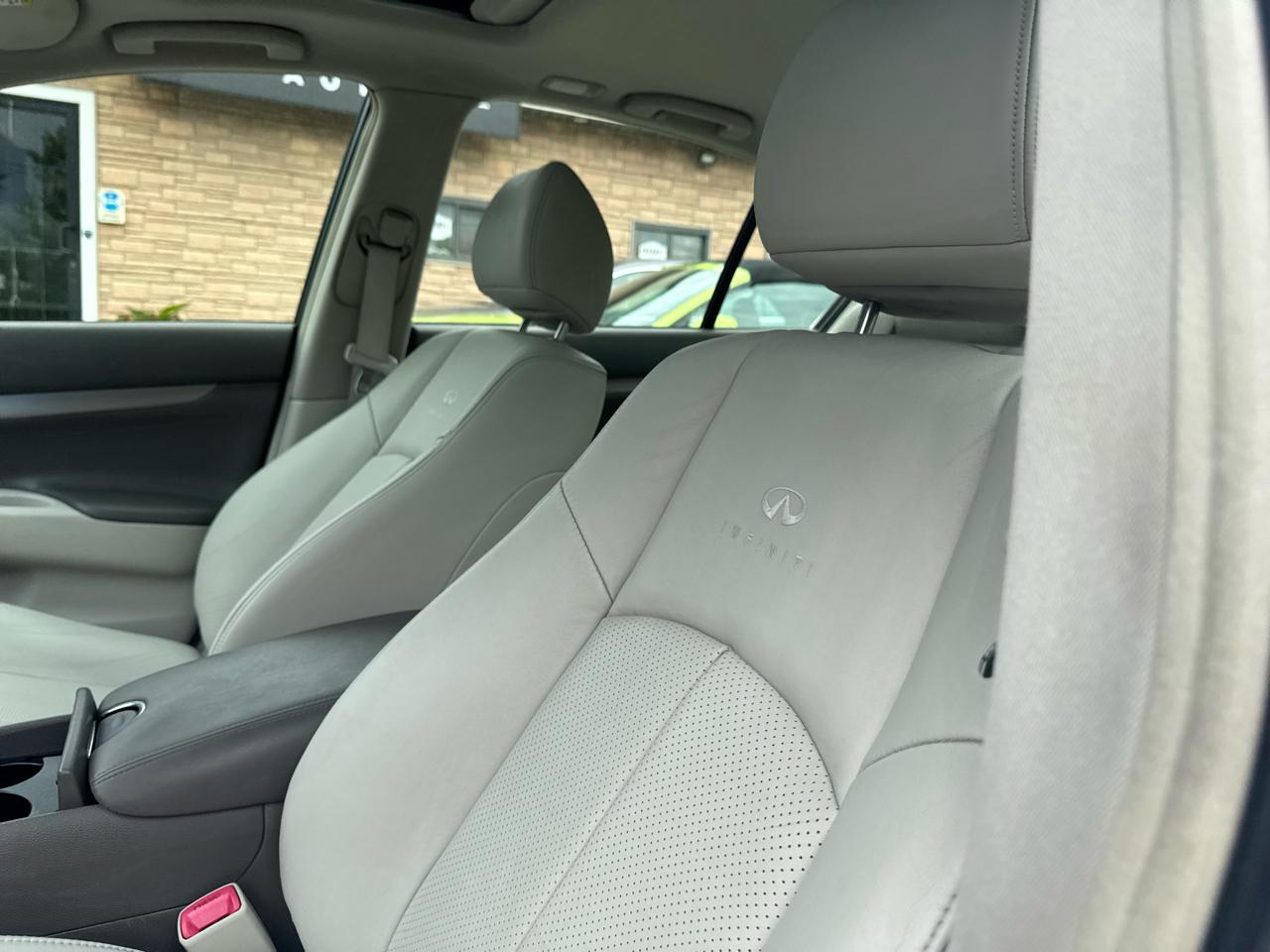 Infiniti G37 Sedan  2013