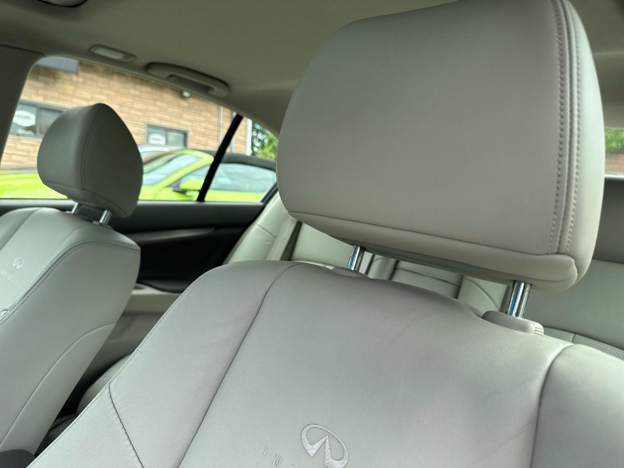 Infiniti G37 Sedan  2013
