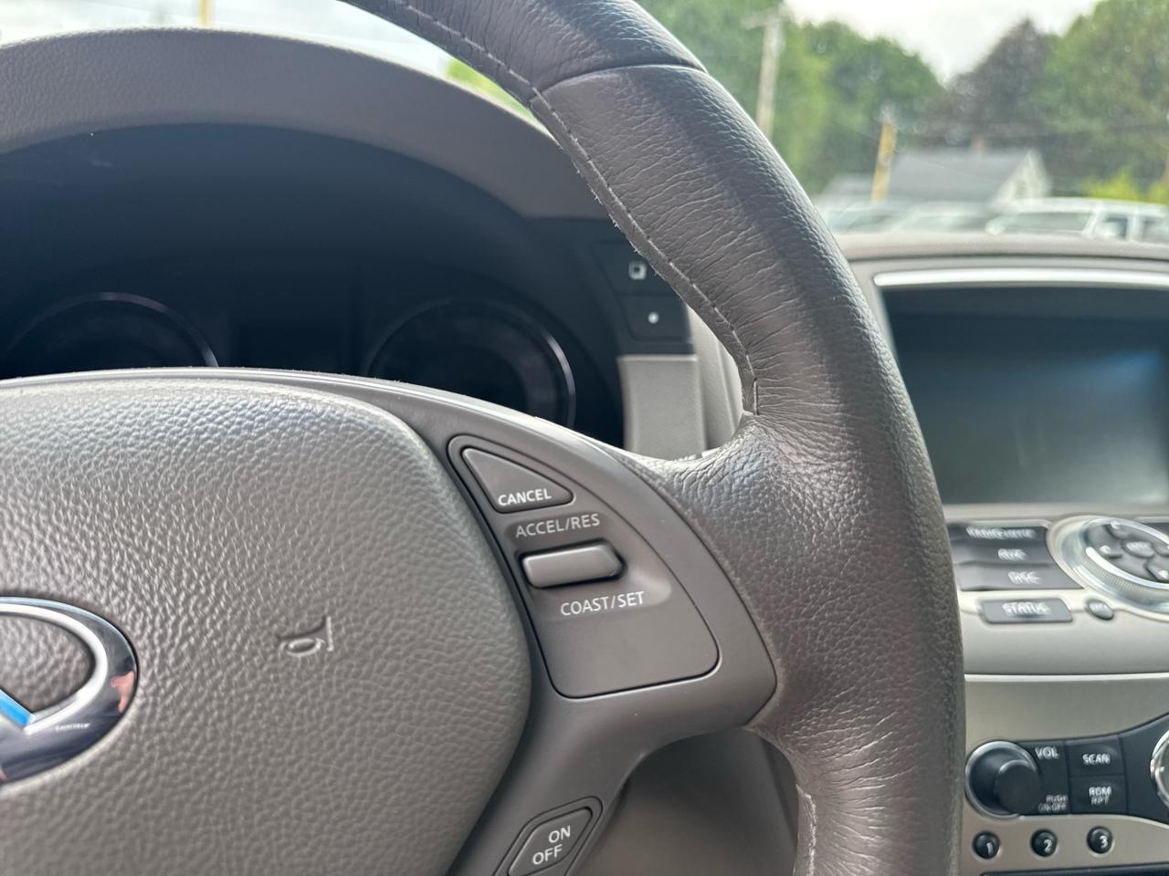 Infiniti G37 Sedan  2013