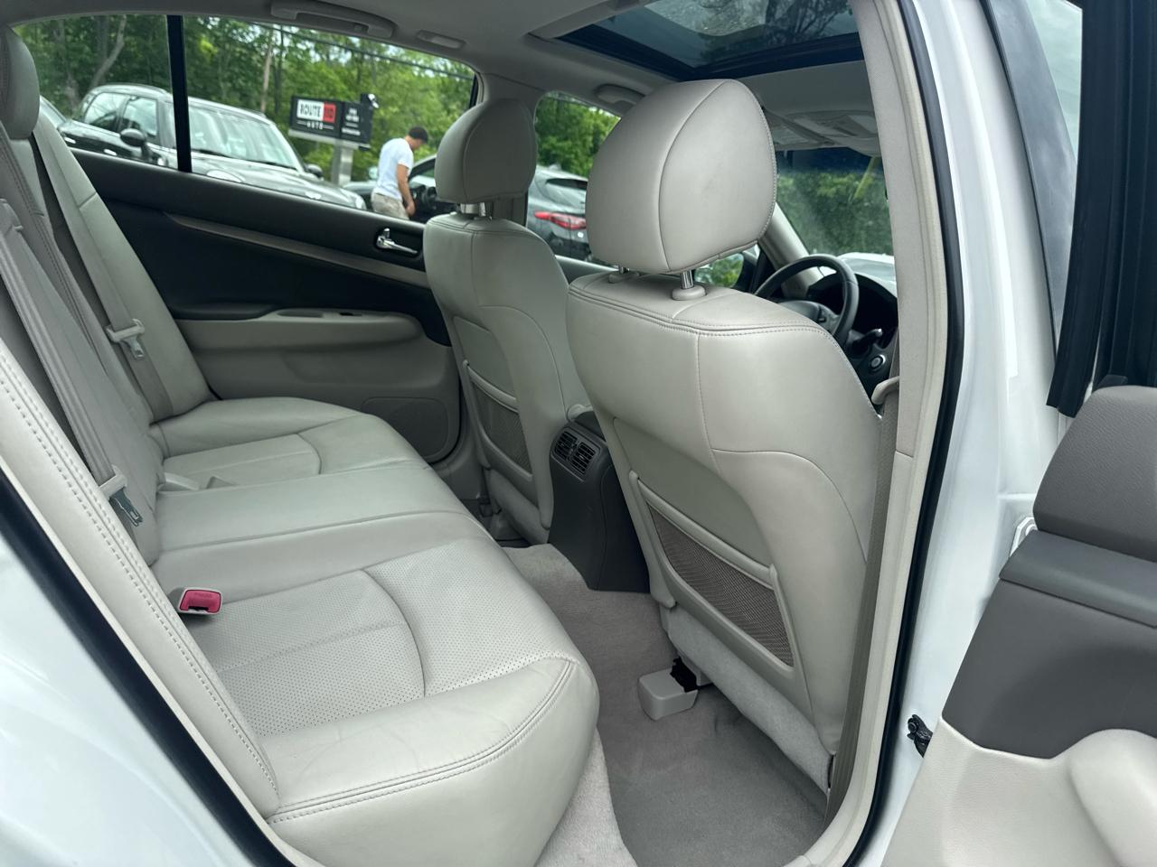 Infiniti G37 Sedan  2013
