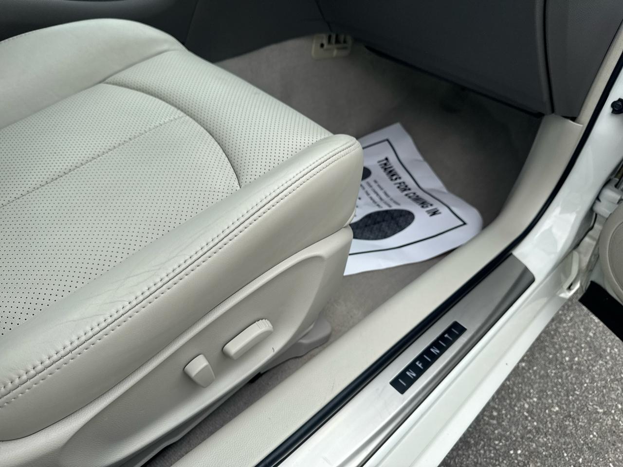 Infiniti G37 Sedan  2013