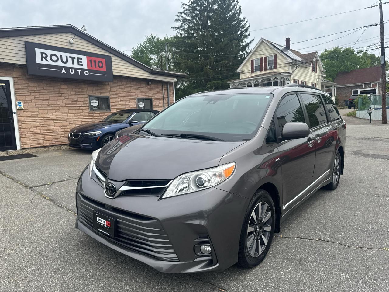 Toyota Sienna  2018