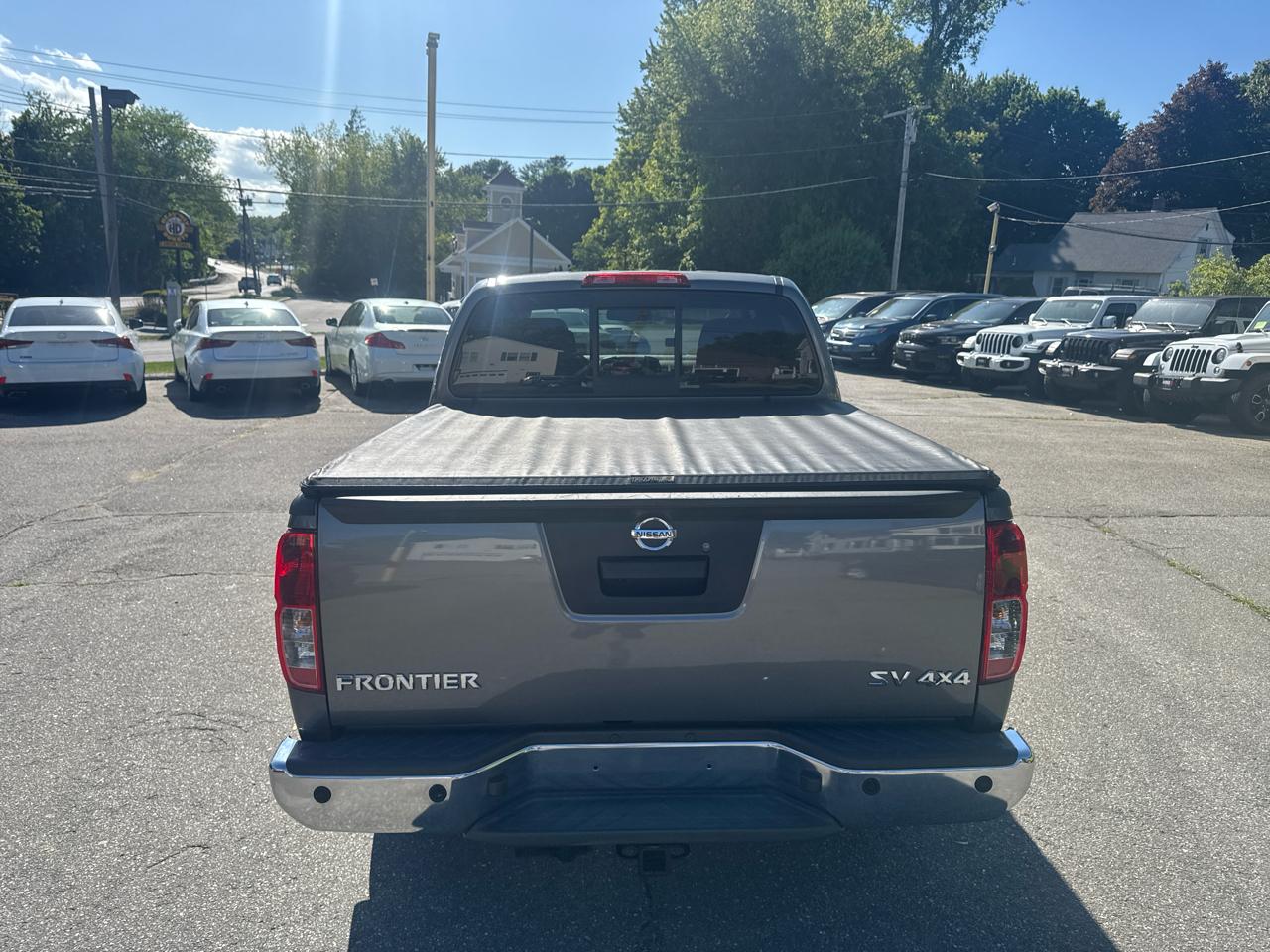 Nissan Frontier  2019