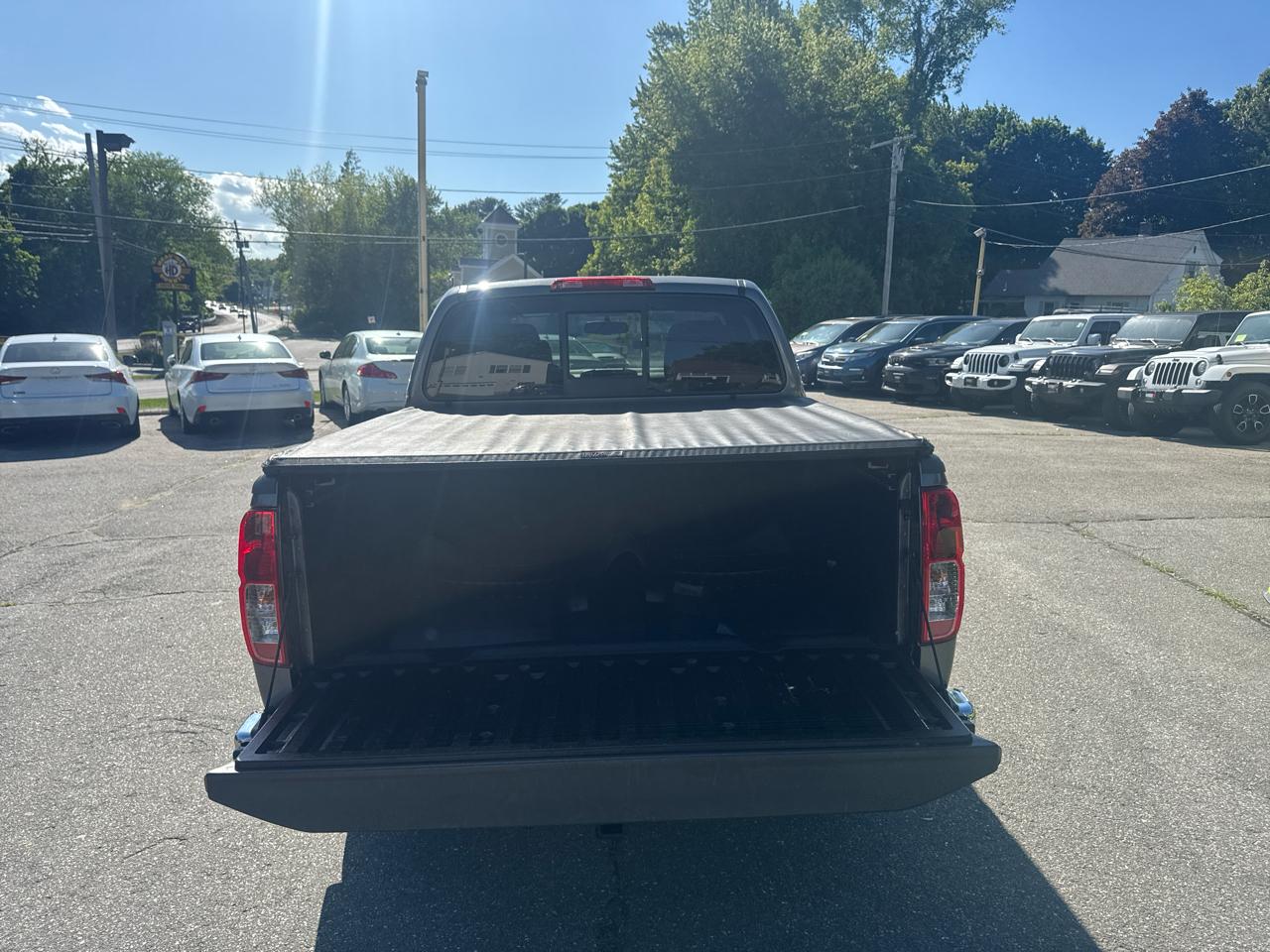Nissan Frontier  2019