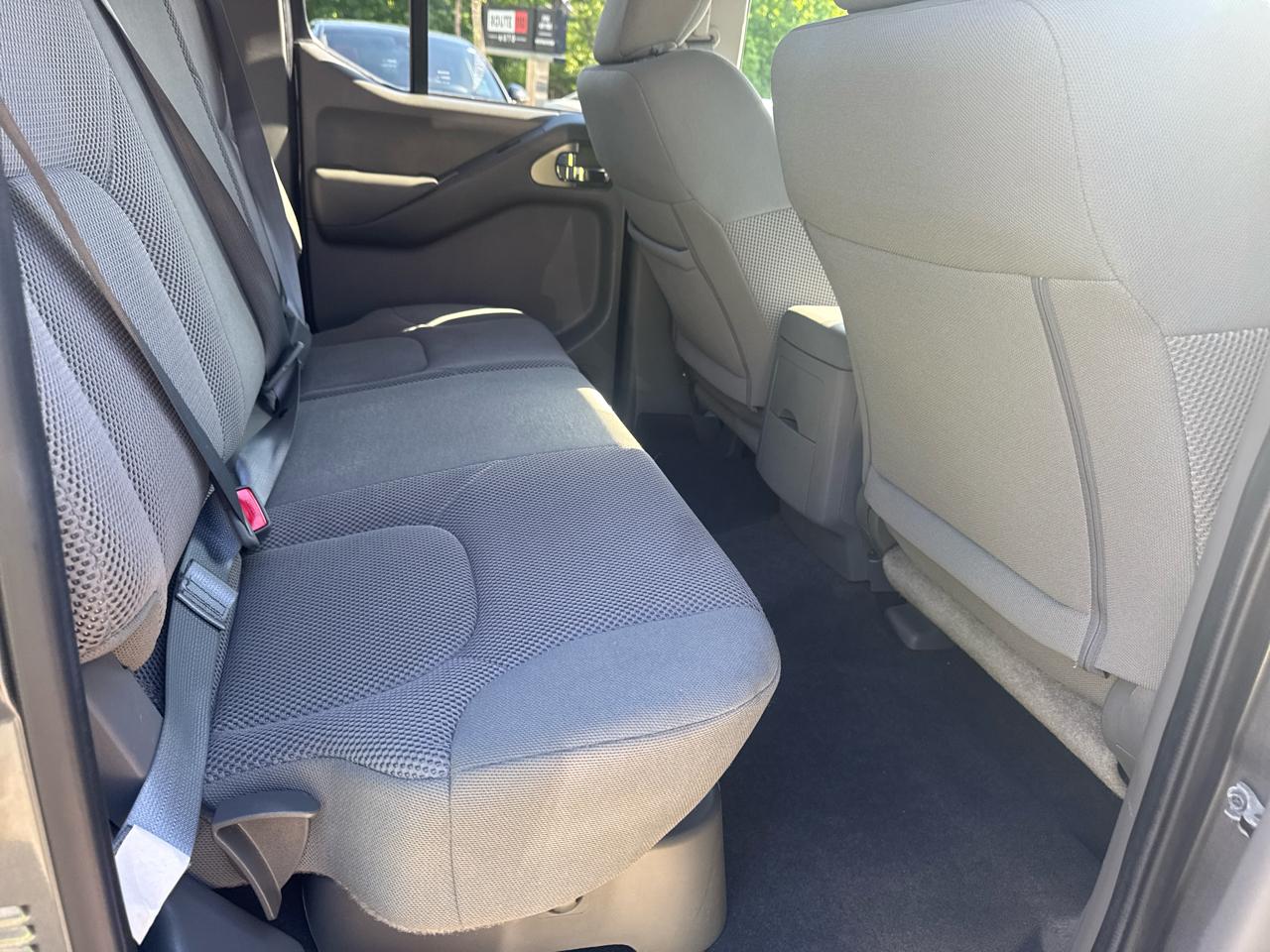 Nissan Frontier  2019