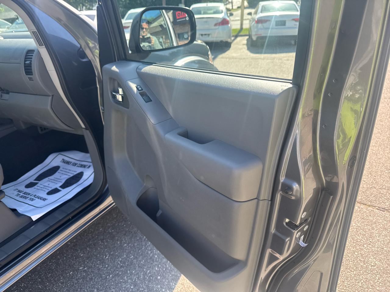 Nissan Frontier  2019
