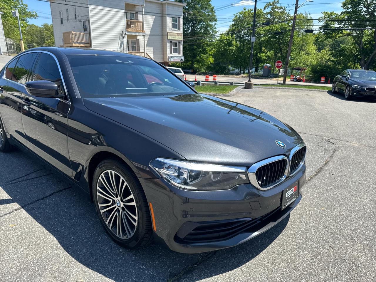 BMW 5 Series  2019