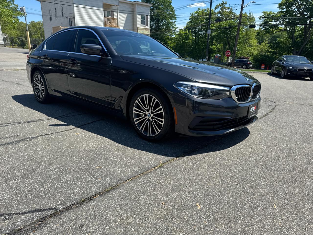 BMW 5 Series  2019