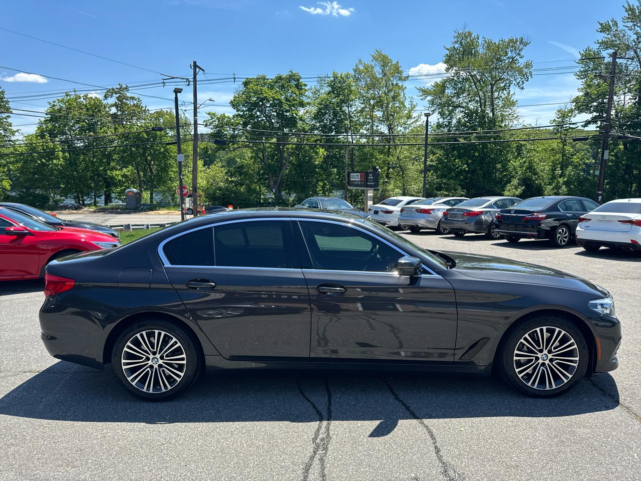 BMW 5 Series  2019
