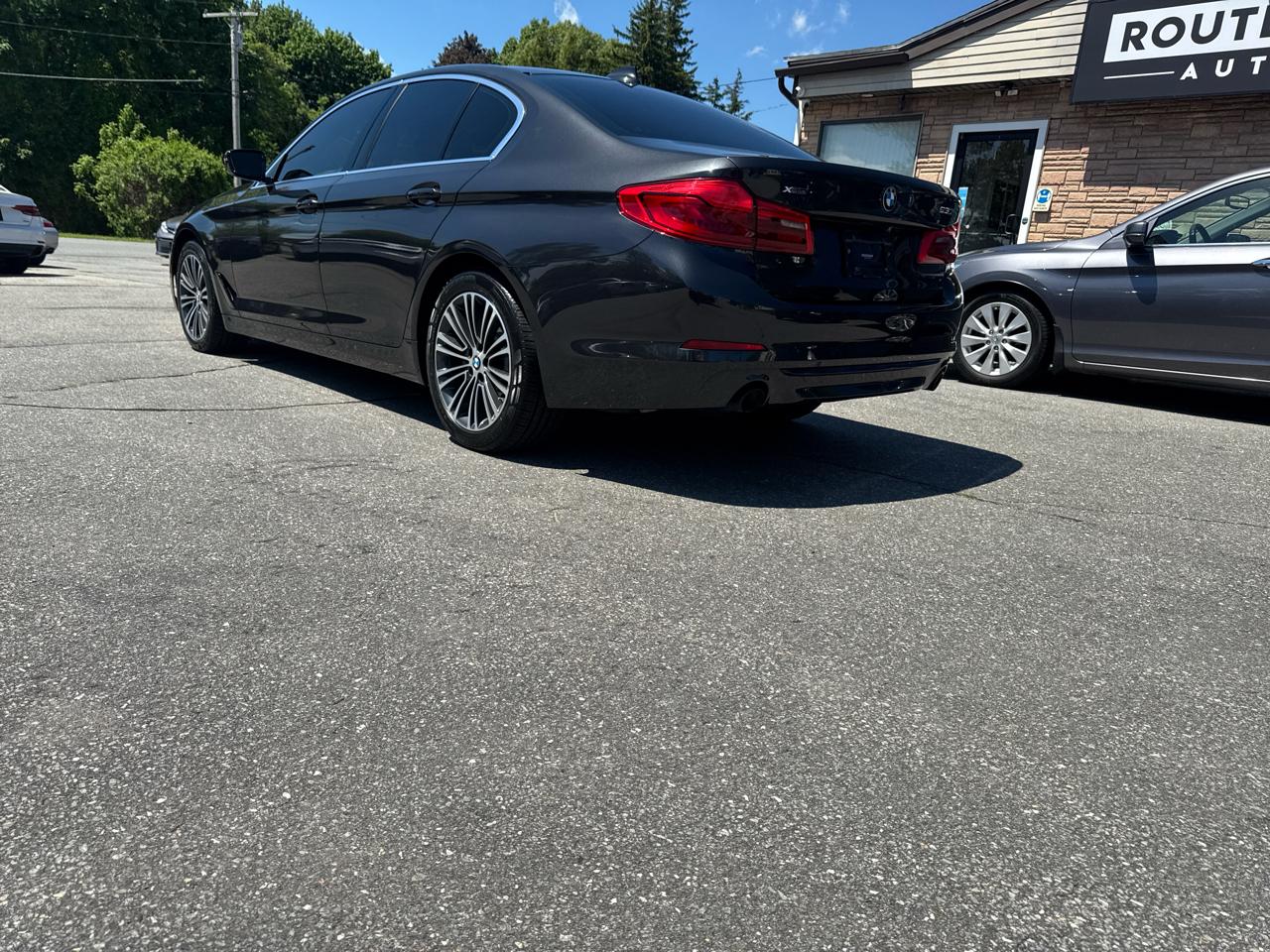 BMW 5 Series  2019