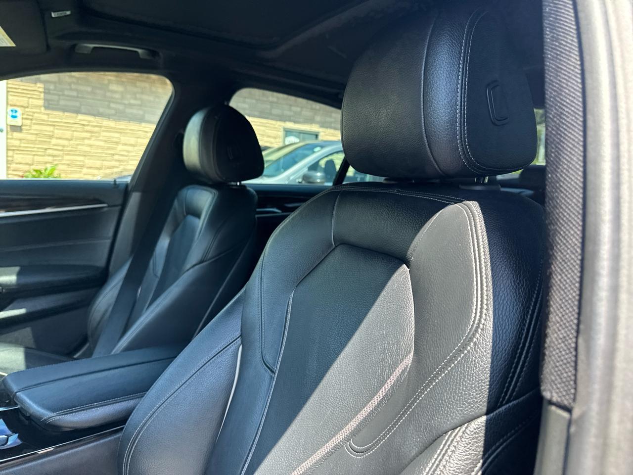 BMW 5 Series  2019