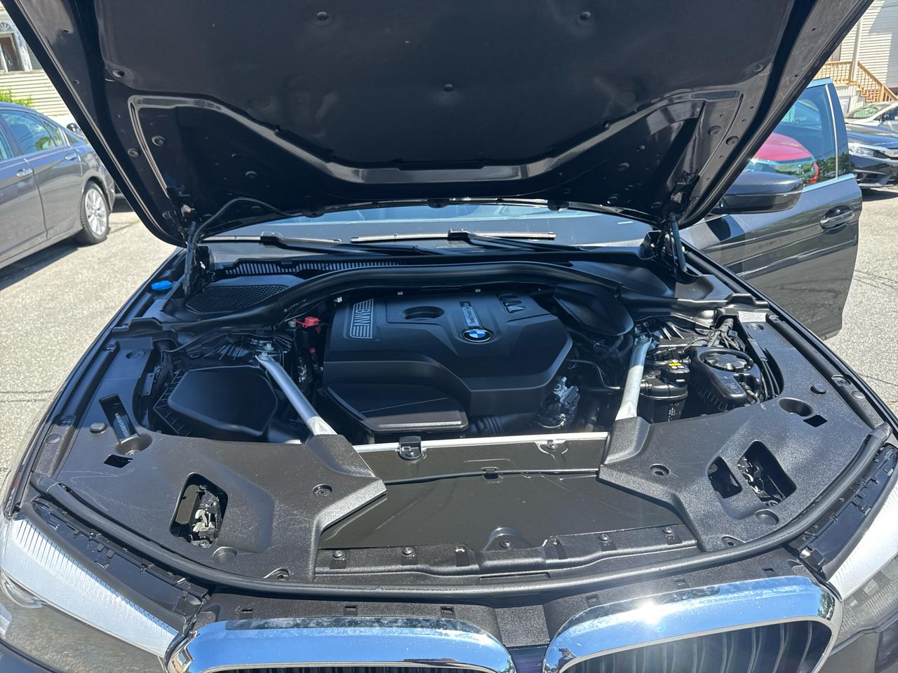BMW 5 Series  2019