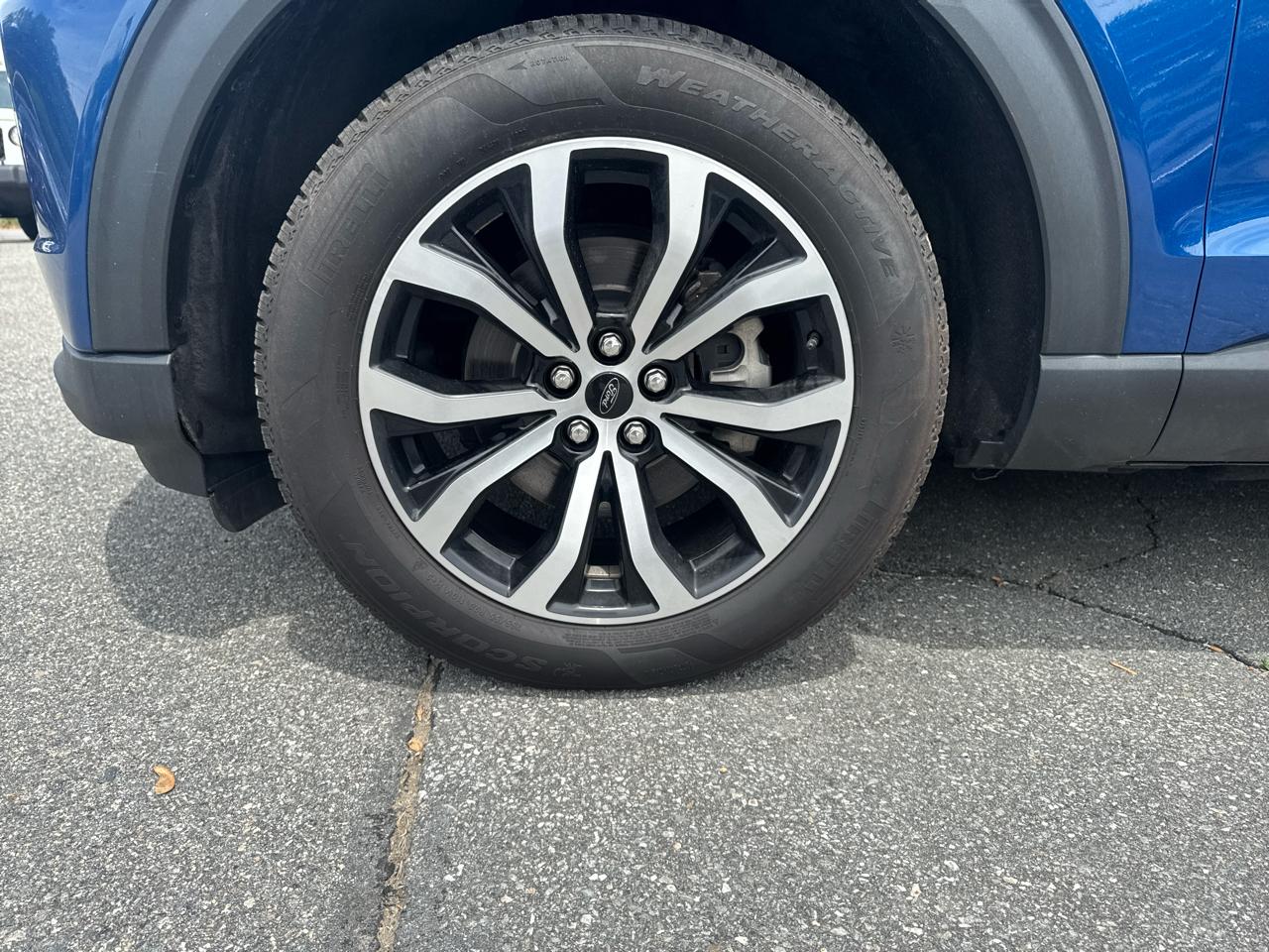 Ford Explorer  2022