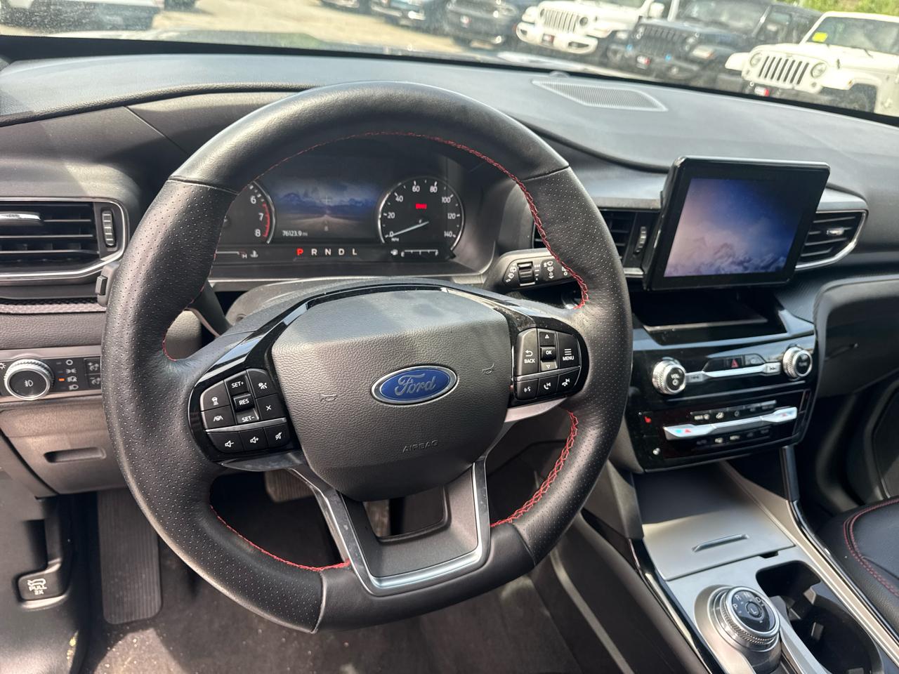 Ford Explorer  2022